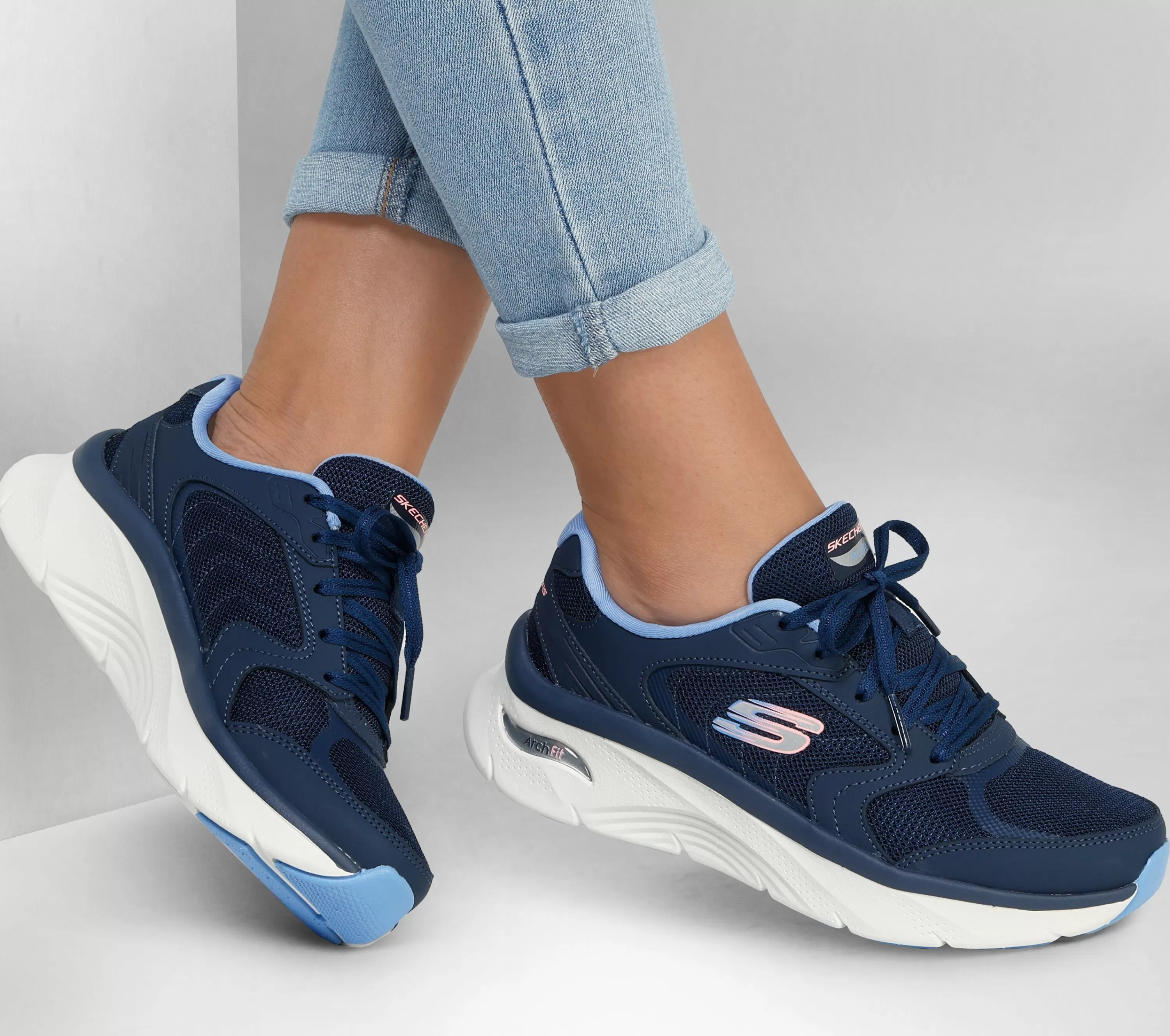 Relaxed Fit: Arch Fit D'Lux-SKECHERS Hot