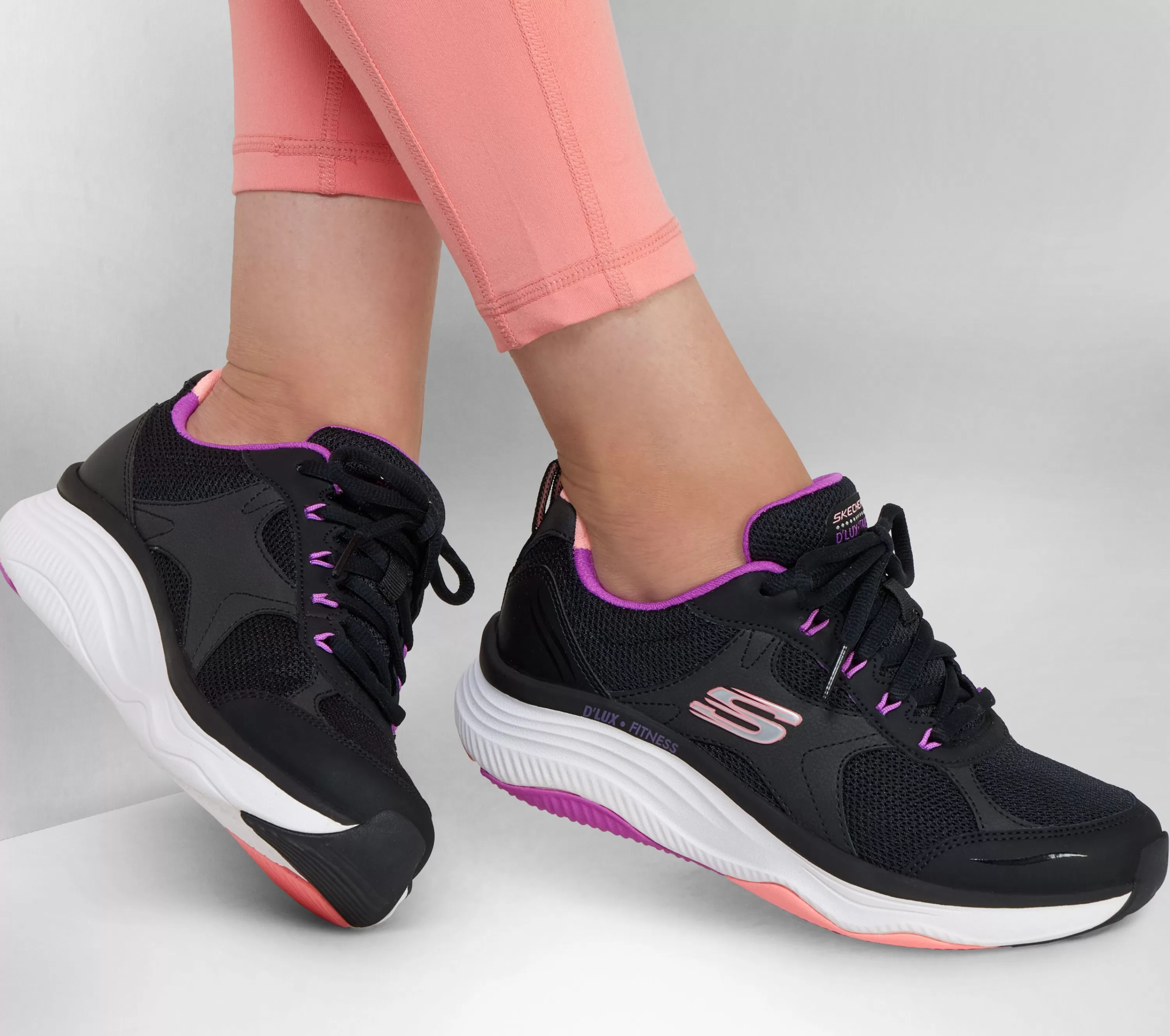 Relaxed Fit: D'Lux Fitness - Perfect Timing-SKECHERS Hot