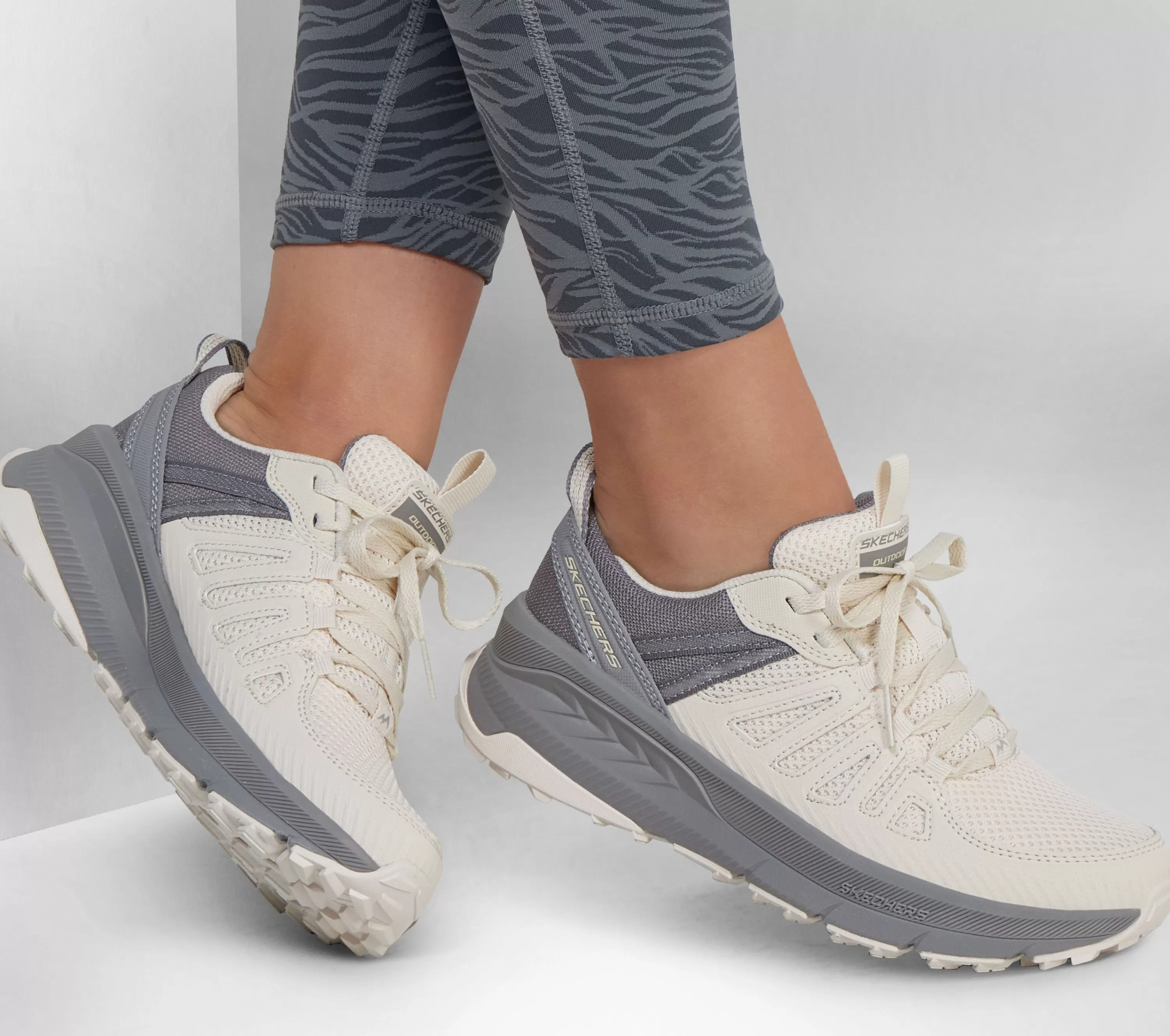 Switch Back - Cascades-SKECHERS Best Sale