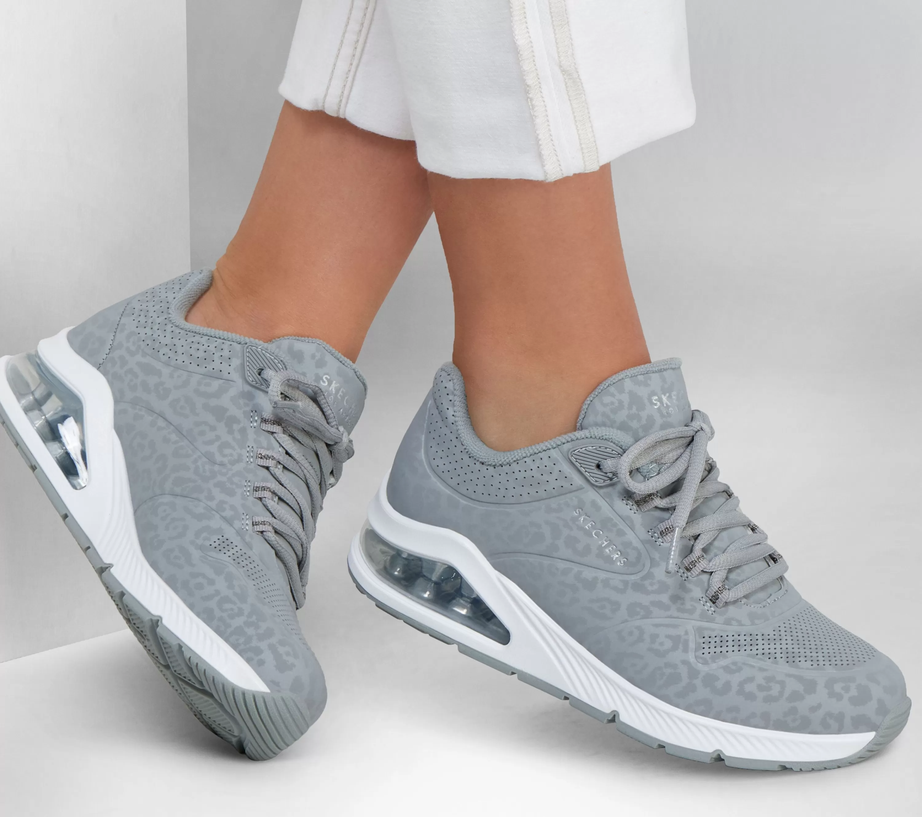 Uno 2-SKECHERS Flash Sale